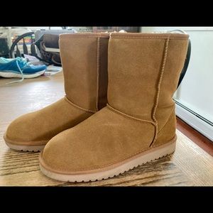 Koolaburra by Ugg shearling boots 7.5